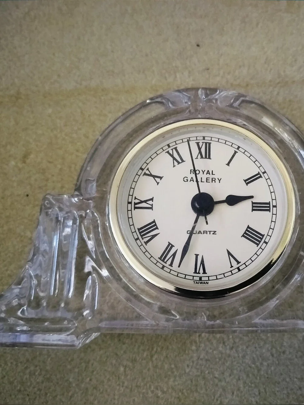 Vintage Royal Gallery 24% Lead Crystal Desk Clock Quartz, Needs Battery